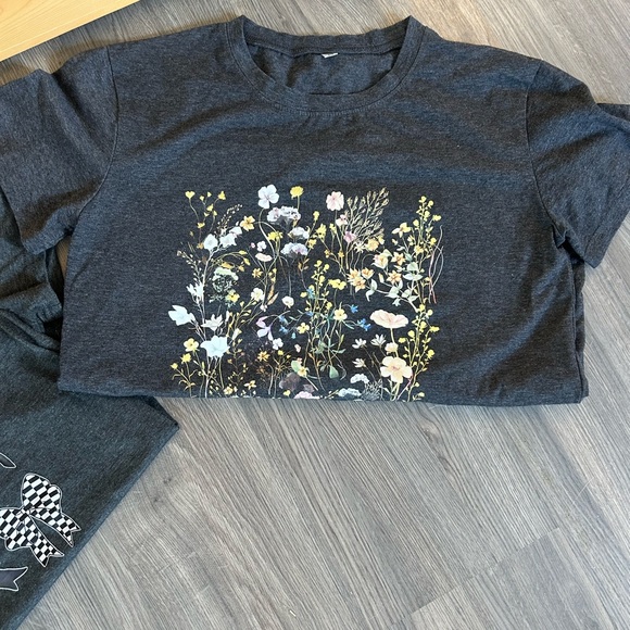 2 Gray Shirt bundle - Picture 3 of 3